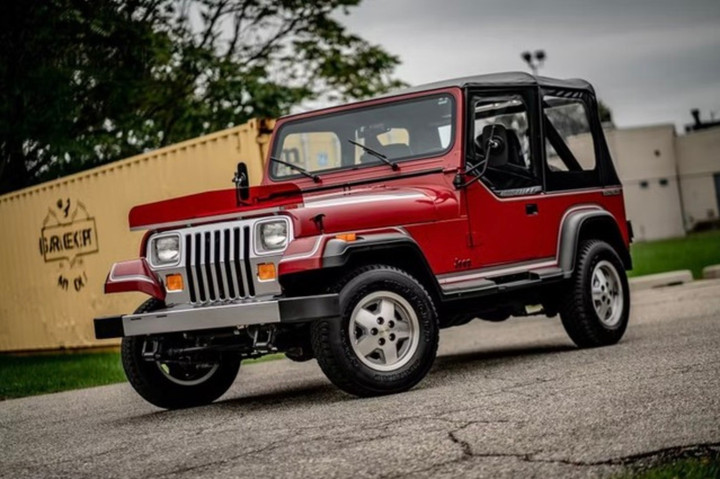 Những mẫu xe đời cổ tiên phong cho phong trào chơi off-road - 1