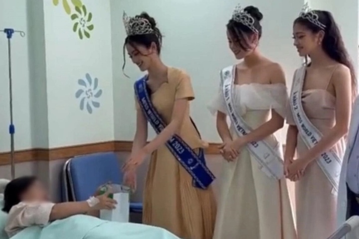 Hình ảnh gây tranh cãi của top 3 Miss World Vietnam 2023.