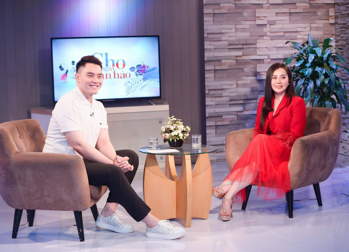 Phan Kim Oanh từng trải qua thời kỳ gia đình khủng hoảng về kinh tế.