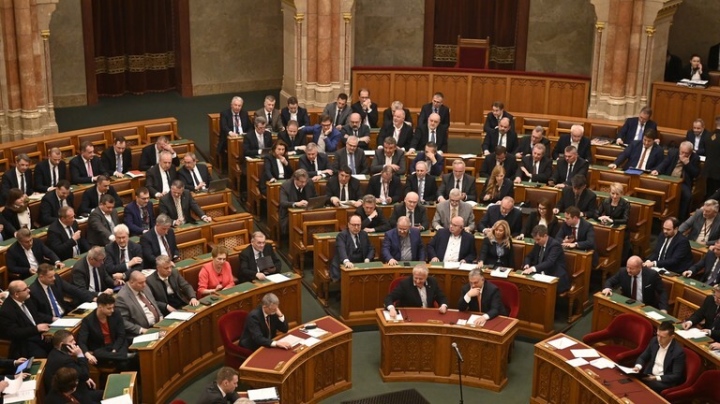 Quốc hội Hungary trì hoãn phê chuẩn đơn xin gia nhập NATO của Thụy Điển. (Ảnh: AP)