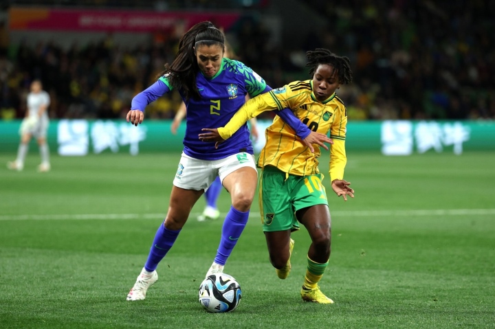 Đội tuyển Brazil (áo xanh) không vượt qua vòng bảng World Cup nữ 2023.