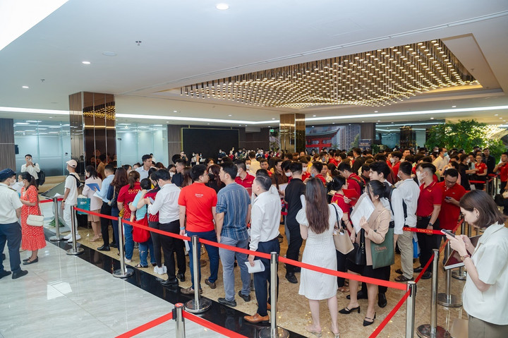 Theo các chuyên gia, đây là thời điểm vàng cho những nhà đầu tư chớp cơ hội đón đầu chu kỳ tăng trưởng mới của thị trường bất động sản.