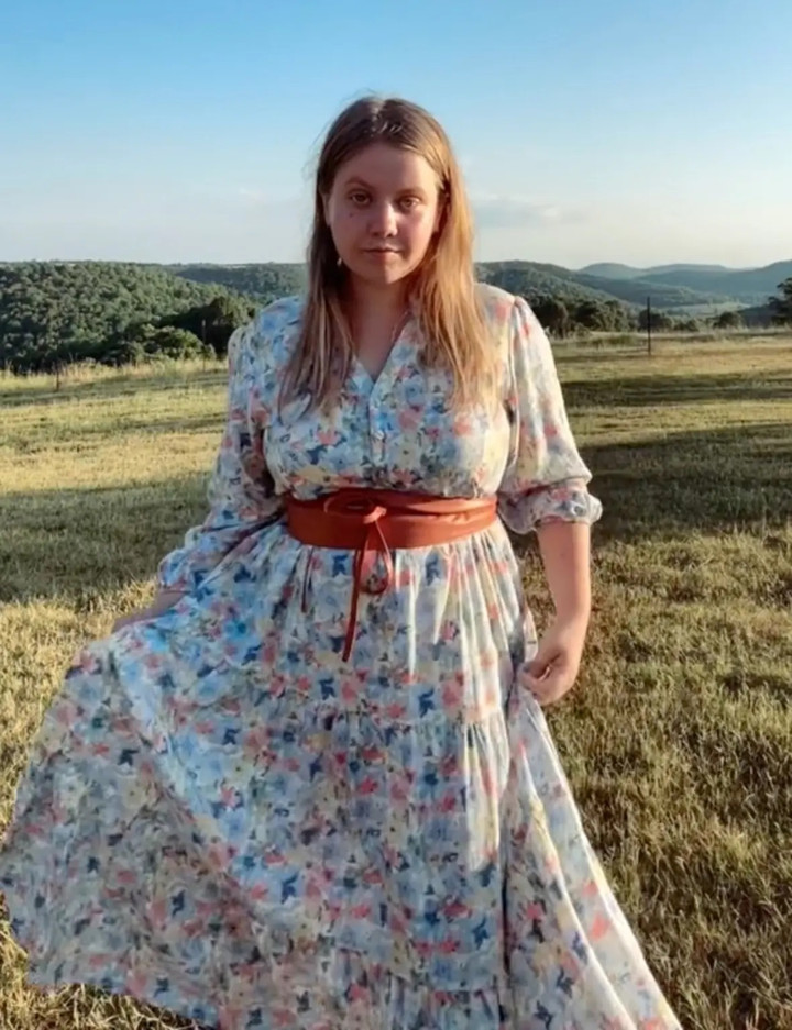 Cô gái vẫn lạc quan về cách dưỡng da của mình.