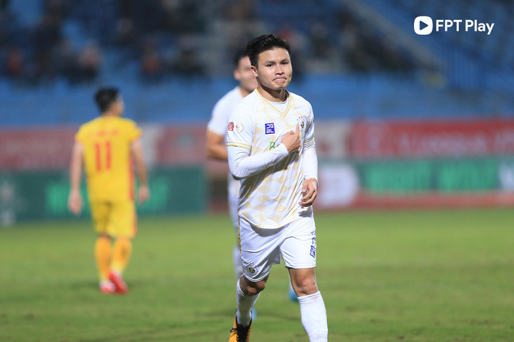 Quang Hải có những năm tháng thành công ở Hà Nội FC.