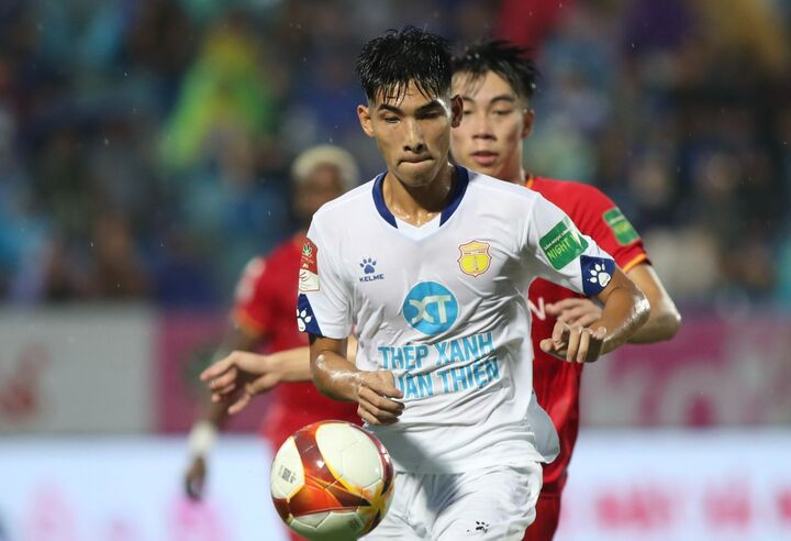 CLB Nam Định bị chỉ trích.