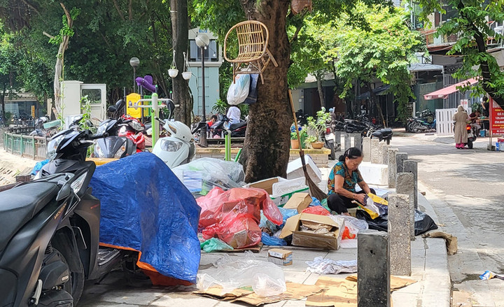 ...là nơi tập kết rác thải, đồng nát.