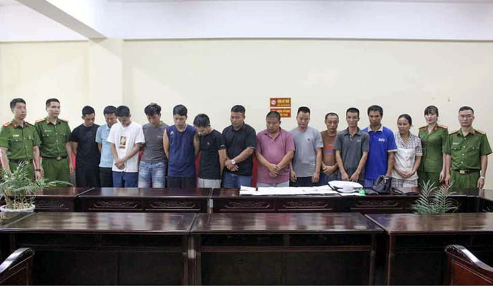 Nhóm đối tượng bị cơ quan công an bắt. (Ảnh CACC)