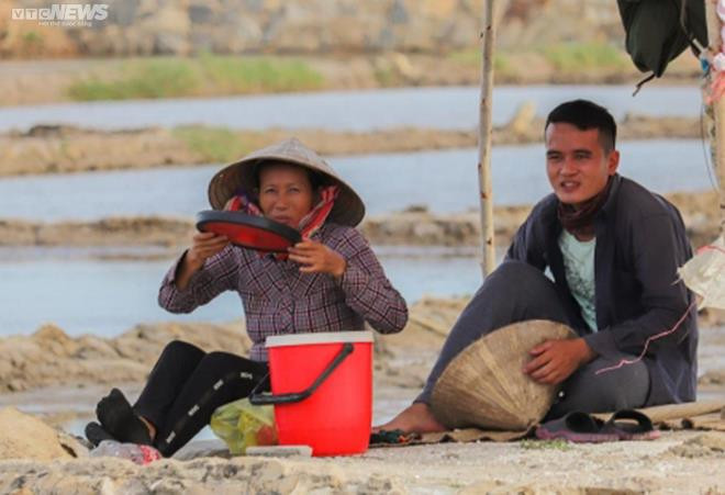 Trung và Nam Trung Bộ đón nắng nóng, có nơi gay gắt. (Ảnh minh hoạ: Lê Ngọc)