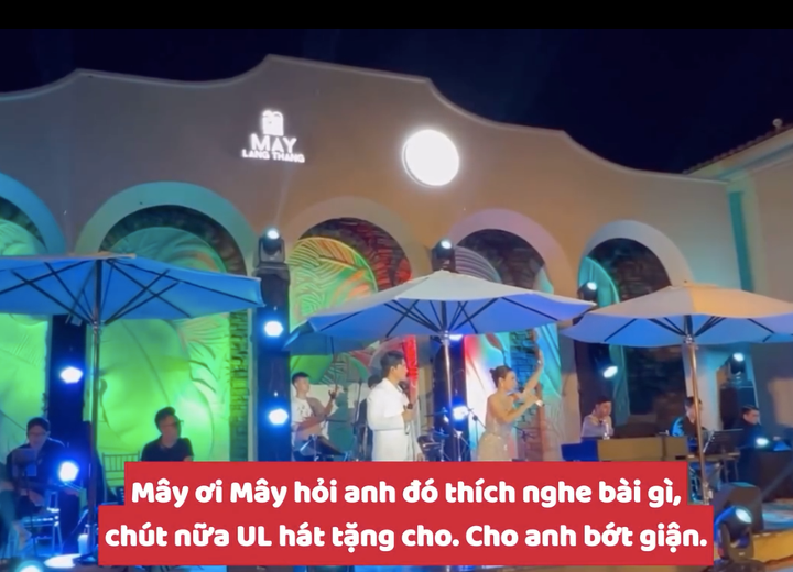 Uyên Linh chủ động xoa dịu tình hình sau sự cố một khán giả tới muộn không có ghế.