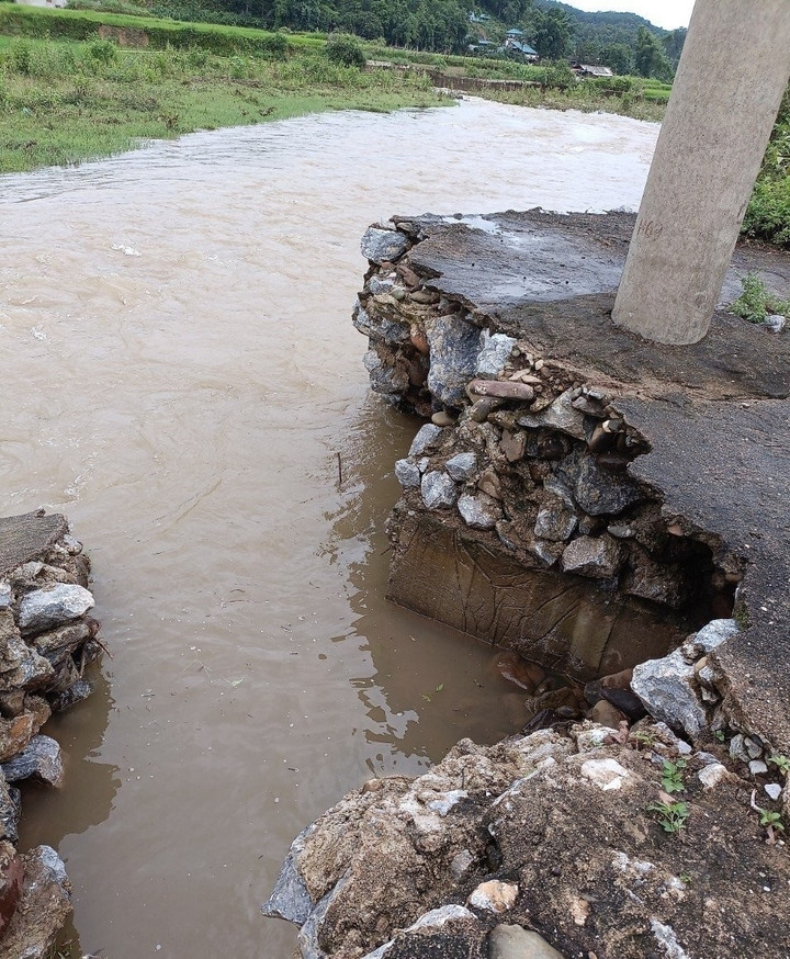 Vị trí cột 45 ĐZ 35kV lộ 375 E21.2 khu vực Lai Châu.