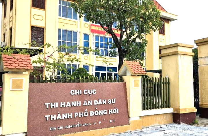Viện Kiểm sát Nhân dân tỉnh Quảng Bình phát hiện Chi cục Thi hành án Dân sự thành phố Đồng Hới vi phạm nghiêm trọng trong thừa hành công vụ.