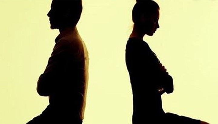 Mới cưới đã gọi nhầm tên người yêu cũ, chồng nói tôi phải thông cảm