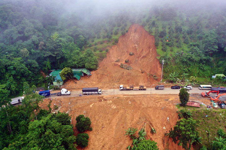 Khu vực sạt lở khiến 3 CSGT hy sinh và 1 người dân thiệt mạng tại tỉnh Lâm Đồng.