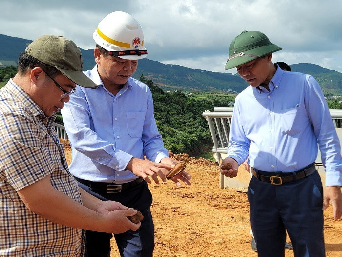 Theo lãnh đạo Bộ NN&PTNT, nguyên nhân chính gây sạt trượt ở hồ Đông Thanh do có một khối trượt hiện hữu từ lâu.