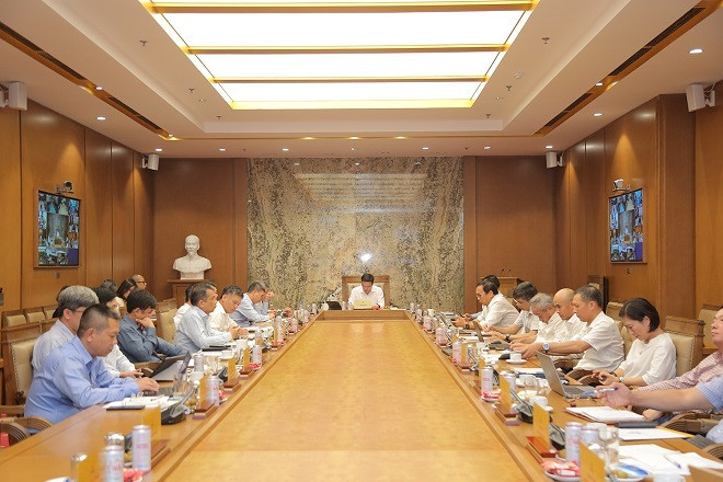 Toàn cảnh giao ban.