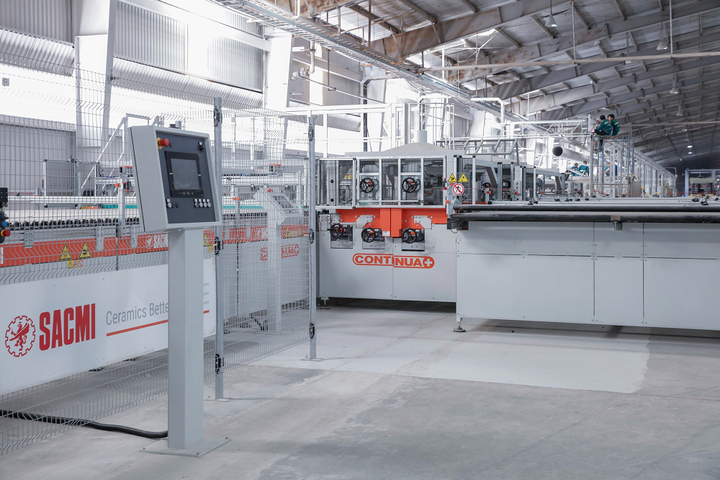 Vasta Stone được sản xuất trên dây chuyền hiện đại nhất trên thế giới SACMI Continua+.