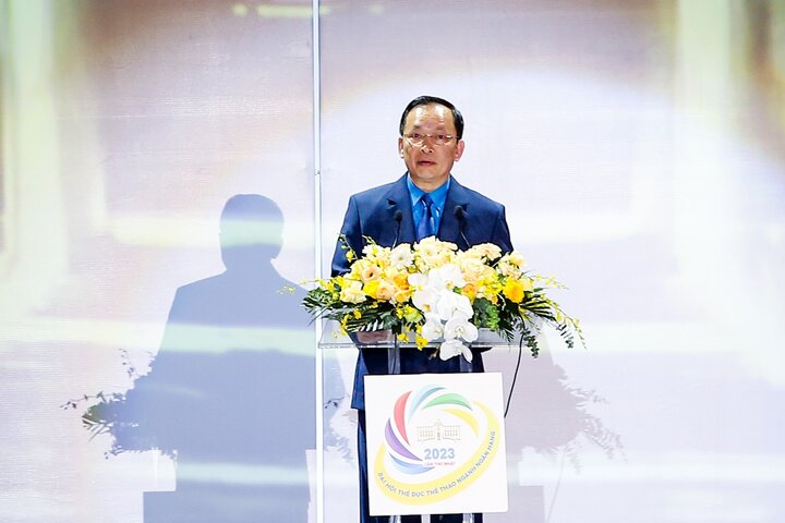 Ông Đào Minh Tú - Phó Thống đốc Thường trực Ngân hàng Nhà nước Việt Nam, Chủ tịch Công đoàn Ngân hàng Việt Nam, Trưởng ban Chỉ đạo Đại hội phát biểu khai mạc.