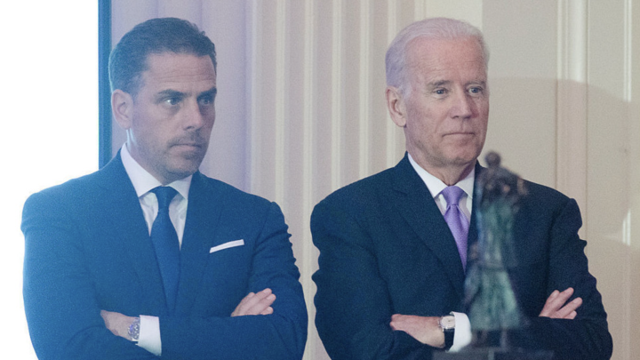 Ông Hunter Biden và ông Joe Biden. (Ảnh: Getty)