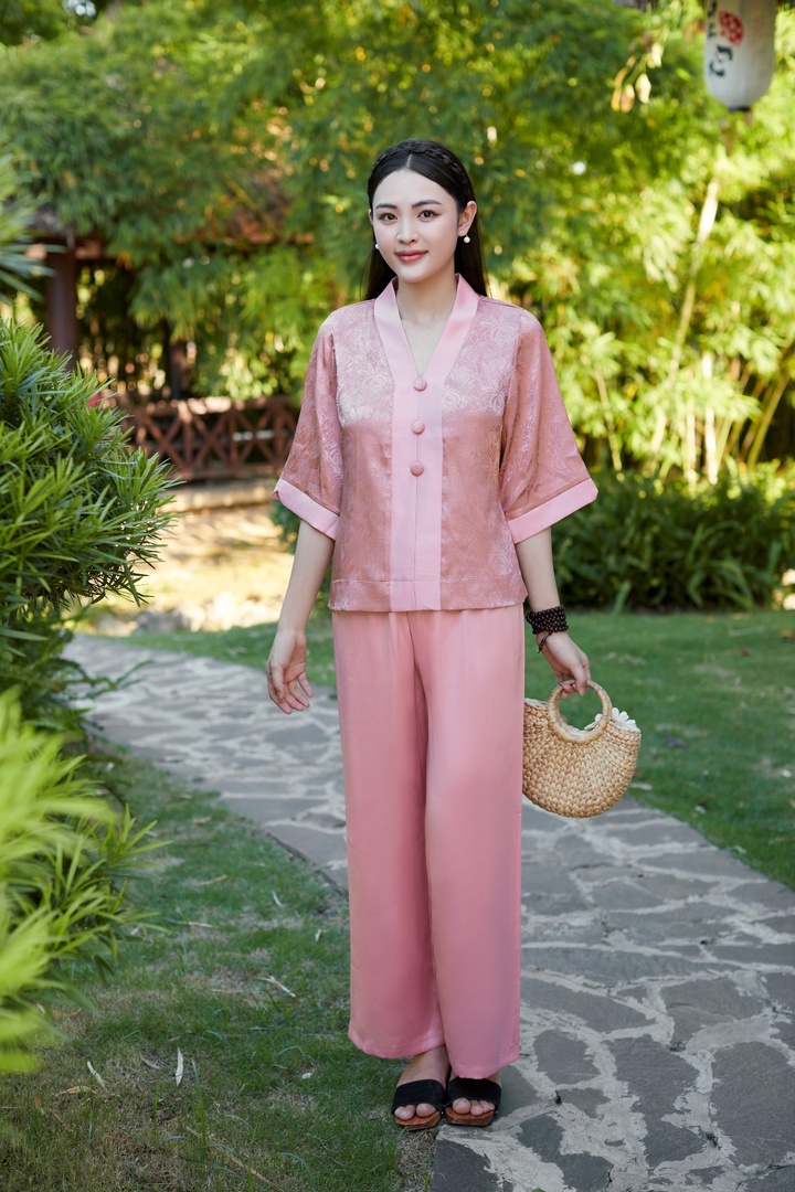 Pháp phục Cô Thỏ – Nét đột phá đối với thời trang pháp phục - 4