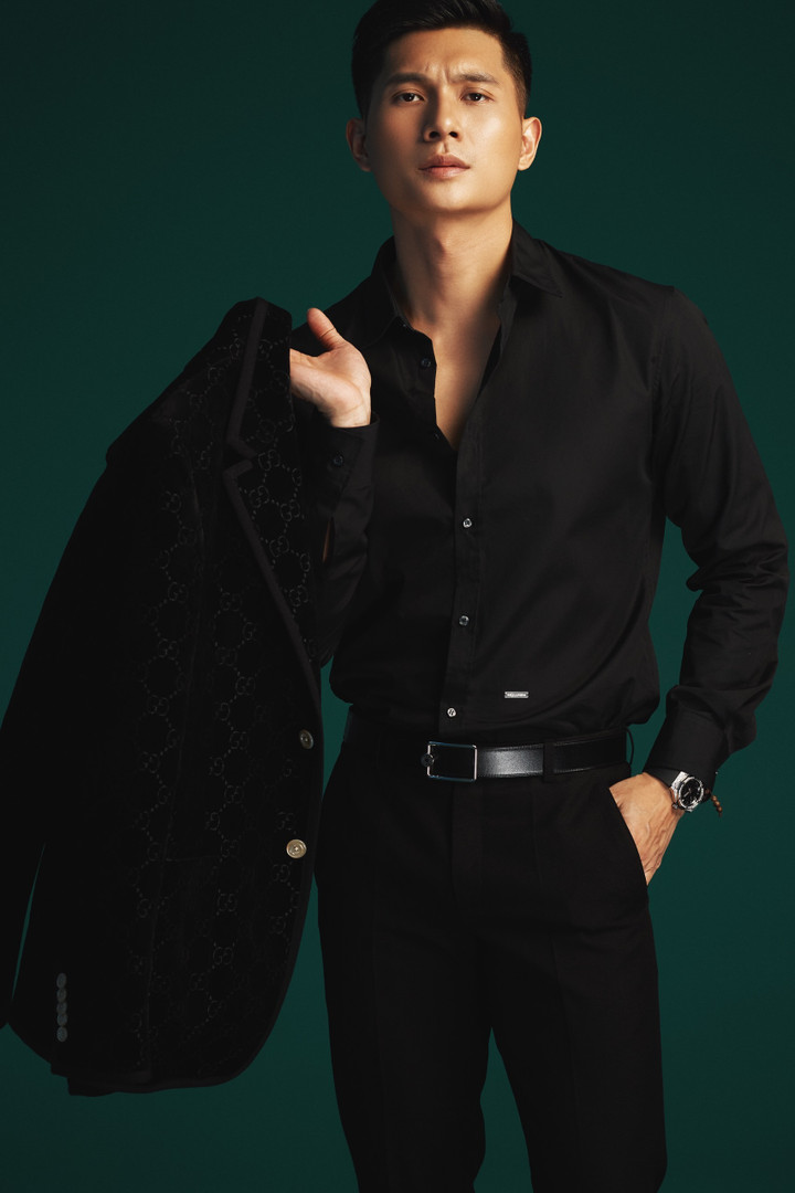 Lâm Bảo Châu đảm nhận vị trí host của chương trình.