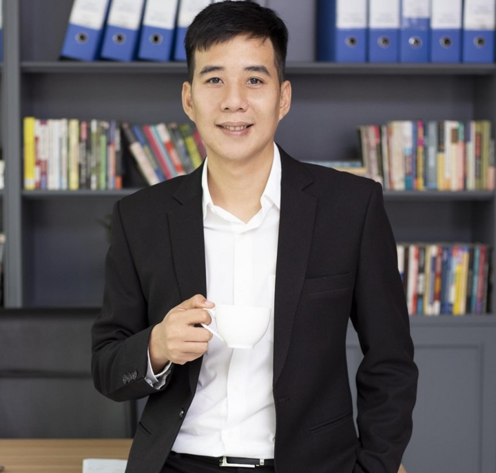 Chân dung tân Tổng giám đốc Nguyễn Đức Quân. (Ảnh: IDJ)