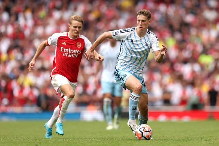 Bàn thua sẽ khiến Arsenal gặp khó trong những phút cuối trận, khi Nottingham Forest dồn lên tìm bàn gỡ hòa.