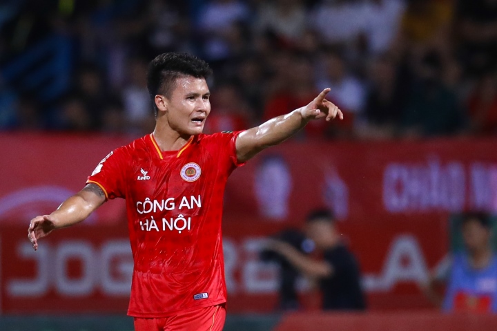 Lần gần nhất Quang Hải ghi bàn ở V-League là trước CLB Thanh Hoá hồi tháng 3 năm ngoái lúc còn khoác áo CLB Hà Nội. (Ảnh: Quỳnh Phương)