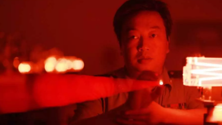 Thành công trong nghiên cứu tia laser năng lượng cao có thể giúp Trung Quốc tạo ra hệ thống vũ khí laser bắn liên tục tùy theo nhu cầu tác chiến mà không bị gián đoán hay suy giảm hiệu năng. (Ảnh: RT)