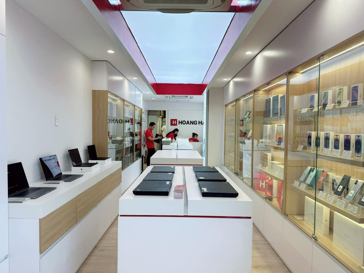 Cửa hàng Hoàng Hải Mobile - Namba Osaka.