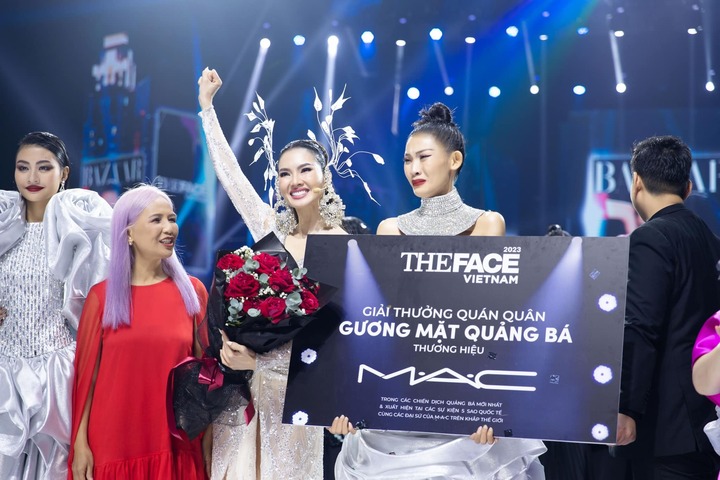 Huỳnh Tú Anh đội Anh Thư trở thành quán quân The Face Vietnam 2023.
