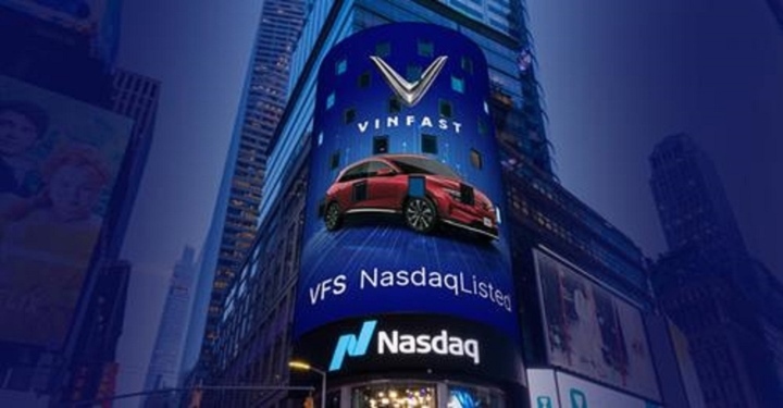 Cổ phiếu VinFast được giới thiệu tại sàn Nasdaq trước giờ niêm yết chính thức.