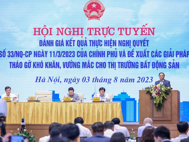 Chính phủ vào cuộc tháo gỡ khó khăn, vướng mắc cho thị trường bất động sản.