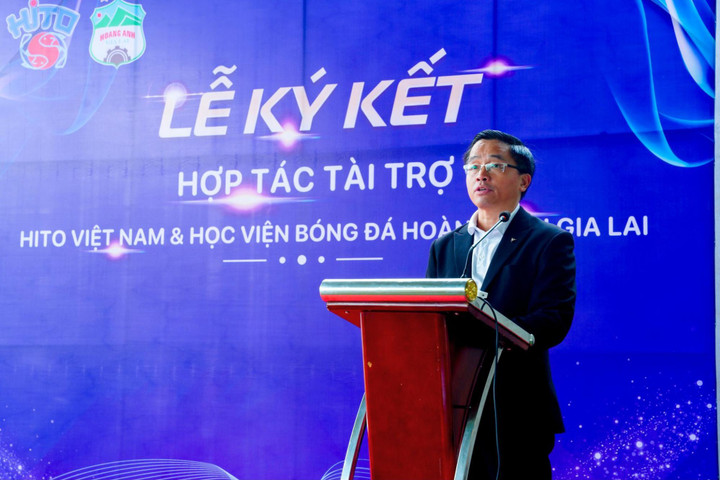 Ông Nguyễn Tấn Anh - Giám đốc học viện HAGL đánh giá cao sản phẩm cũng như tầm nhìn, sứ mệnh của thương hiệu Hito.