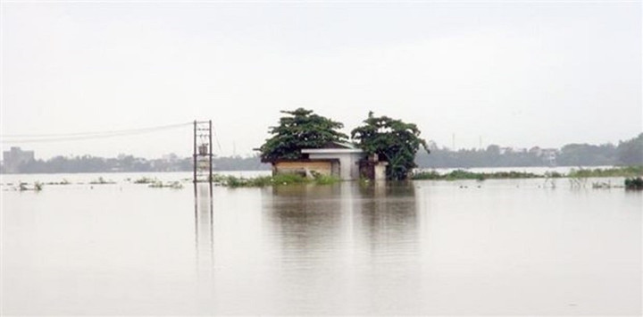 Mực nước lũ trên các sông của tỉnh Phú Yên. (Ảnh minh họa: Xuân Triệu/TTXVN)