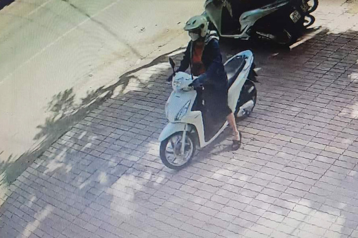 Hình ảnh camera ghi lại trước khi nạn nhân mất tích. (Ảnh: H.H.)