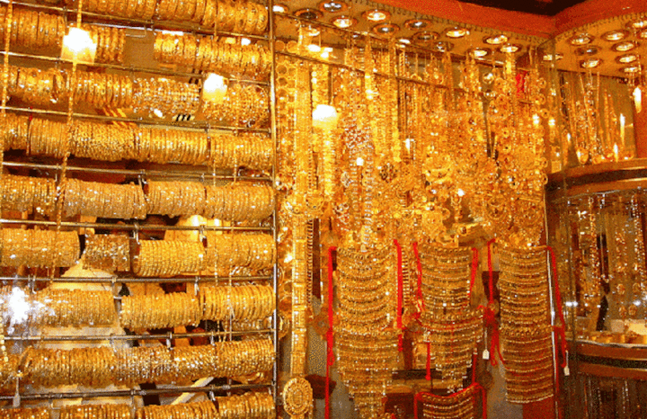 Giá vàng thế giới hôm nay không biến động trong khi vàng trong nước tăng nhẹ 50.000 đồng/lượng.