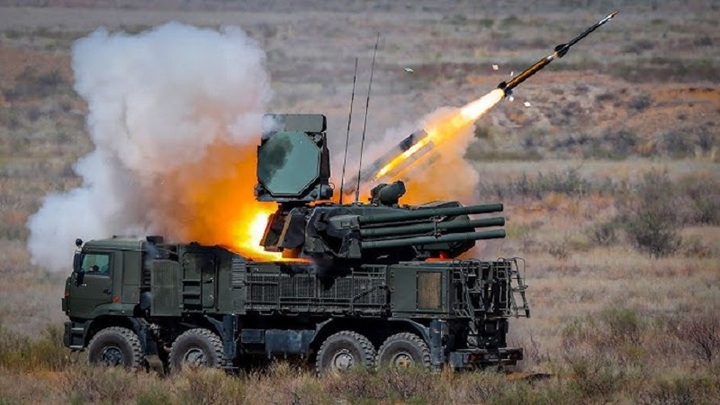 Pantsir-S phóng tên lửa phòng không.