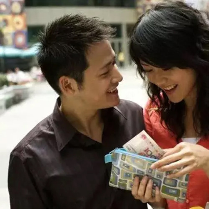 Bạn trai nói sau này lấy nhau, anh có nhiều thời gian chăm sóc gia đình, tôi sẽ yên tâm ra ngoài kiếm tiền. (Ảnh minh họa)