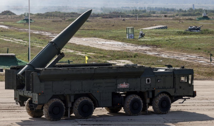 Bệ phóng tên lửa Iskander-E của Nga. (Ảnh: Reuters)