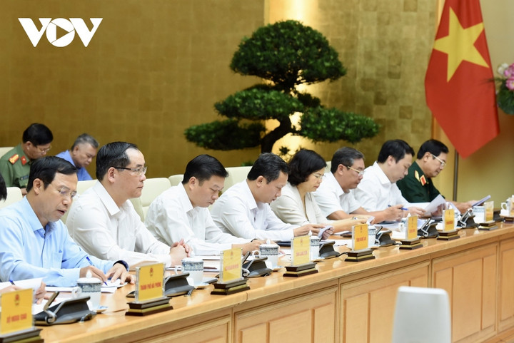 Các đại biểu dự phiên họp.