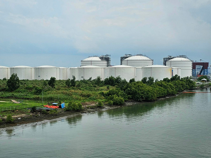 Giá dầu hôm nay quay đầu đi lên.