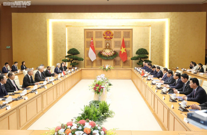 Thủ tướng Phạm Minh Chính hội đàm với Thủ tướng Singapore Lý Hiển Long - 4