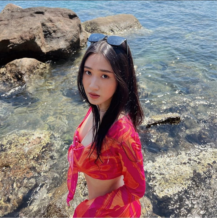 Chia sẻ về việc vừa "chạm ngõ" điện ảnh đã vào vai "tiểu tam" đáng ghét, Đào Phương Anh cho hay: "Là diễn viên mới, tôi không khỏi lo lắng khi nhận những vai gây tranh cãi như Nhung. Nhưng đạo diễn và các đồng nghiệp cũng đã khuyên rằng, nếu vai diễn này mình làm tốt thì phản ứng gay gắt của khán giả chỉ dành cho nhân vật mà thôi và ít nhiều tôi cũng sẽ được khán giả nhớ tới".