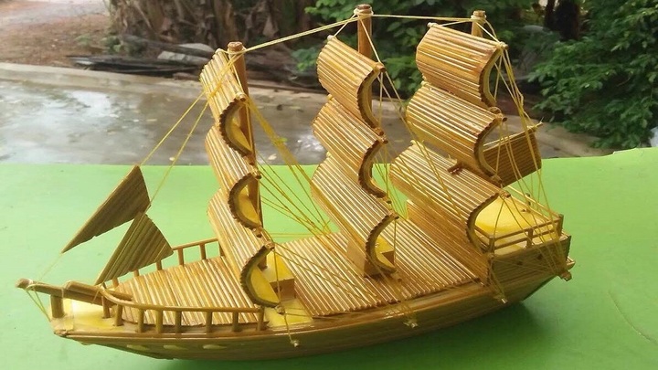 Tăm có thể dùng làm nguyên liệu để tạo hình cho đồ lưu niệm.