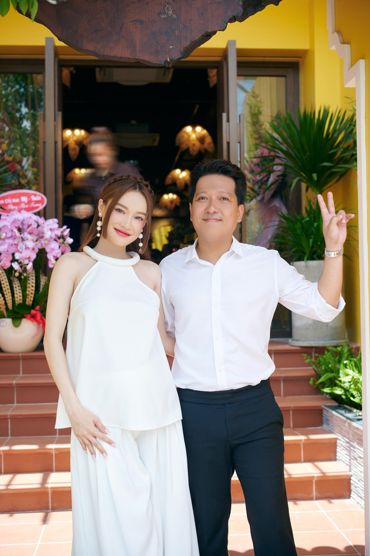 Nhã Phương dự kiến sinh con vào tháng 10 tới.