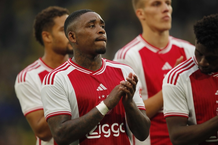 Ajax thi đấu Europa League từ vòng play-off.