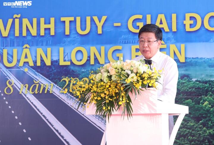 Phó Chủ tịch UBND TP Hà Nội Dương Đức Tuấn phát biểu tại buổi lễ. (Ảnh: Đắc Huy).