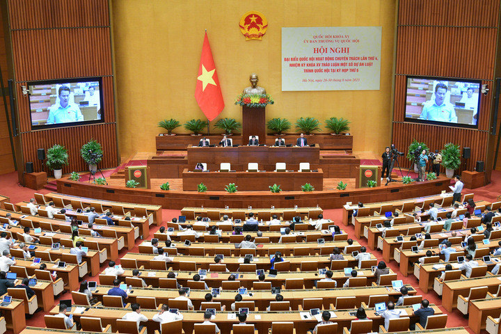 Toàn cảnh phiên họp. (Ảnh: quochoi.vn).