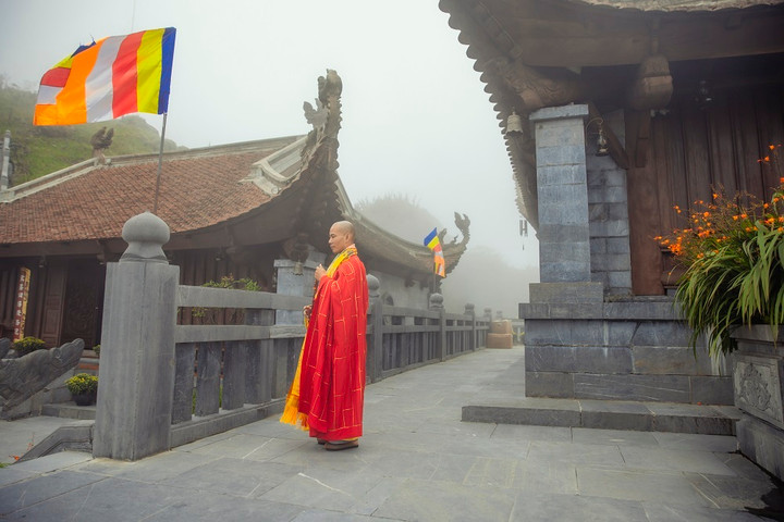 Ngàn người đổ về làm lễ Vu Lan báo hiếu trên đỉnh thiêng Fansipan - 6