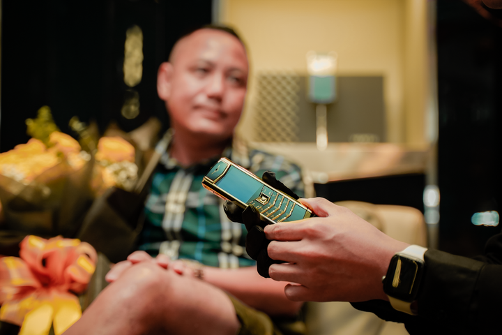 Vertu Signature đã được trang bị mạng 4G, 5G thay cho mạng 2G như trước.